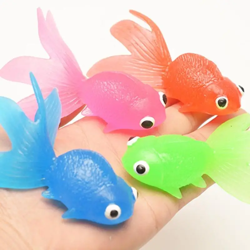 

Model Goldfish Toy Statue Figure Fish Office Tabletop Fish for Tank Decoration 1