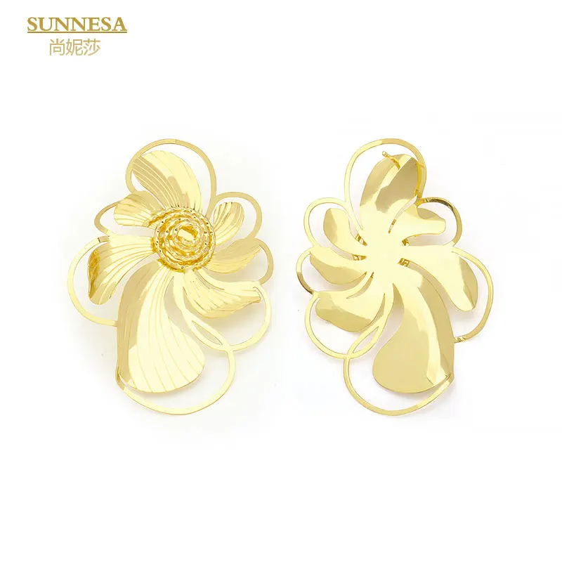 SUNNESA Gold Color Flower Design Mirror Side Clip Earrings Fashion Dubai Jewelry African Big Earrings for Women