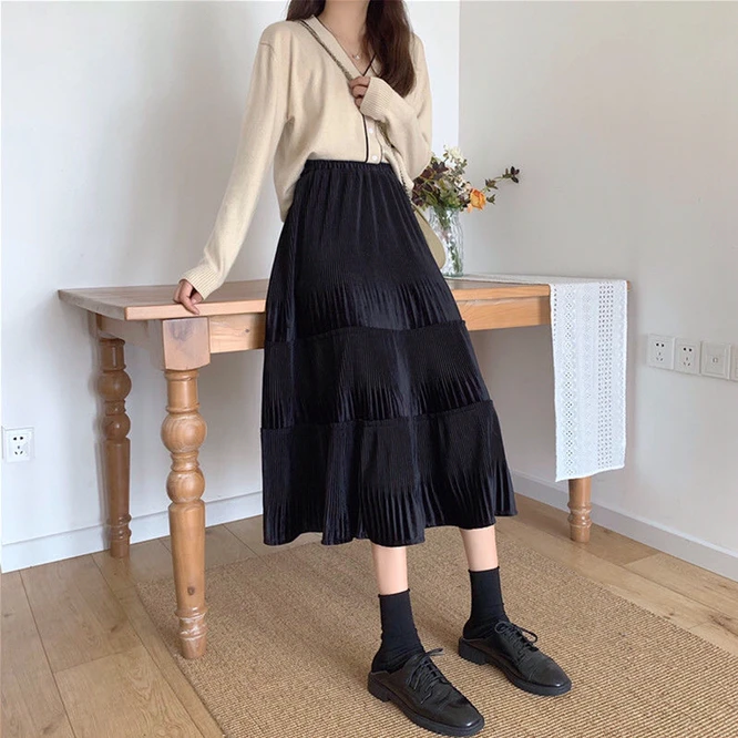 Autumn  Winter 2021 Woman Half Length Golden Velvet Cake Skirt Pleated High Waist Slim Casual Girl A-line Skirt Black crop top and skirt