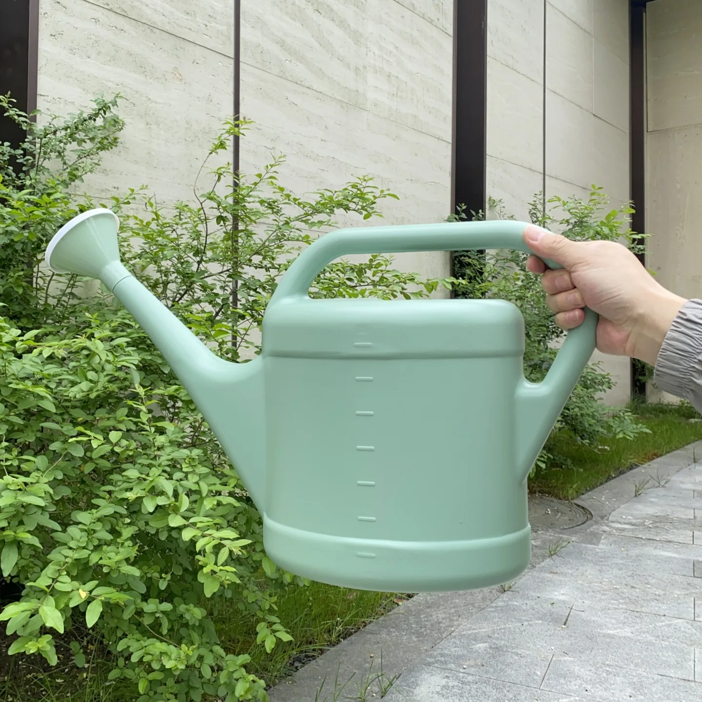 10L Watering Can Long Spout Garden Sprinkler Large Capacity Plastic Pot for Indoor Outdoor Plants Flower Irrigation - 2