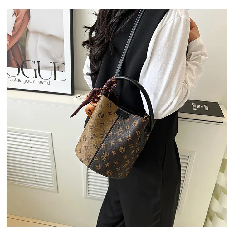 Advanced fashion bag for women 2025 - additional style