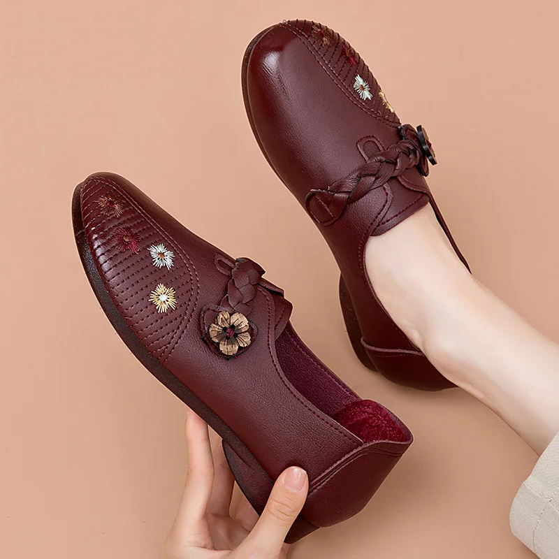 Рисунок 5 - Весенне-осенние кроссовки