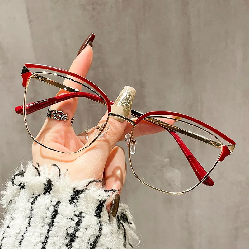Anti Blue Light Nearsighted Glasses For Women Optical Myopia Eyeglasses Fashion Hollow Cat Eye Glasses Frame Points Minus -1 -3 3