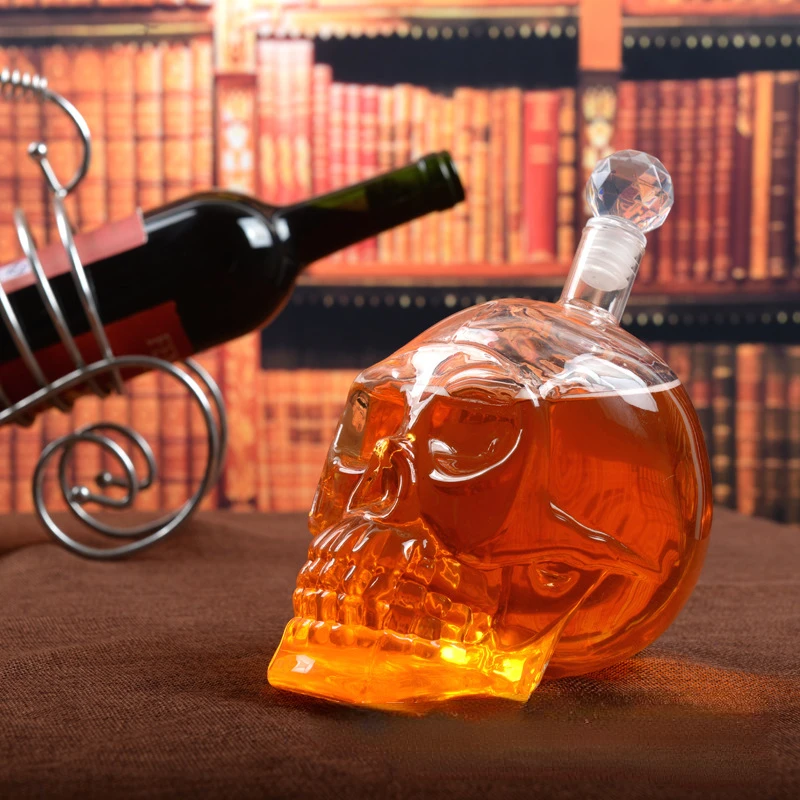 Whiskey Glass 1000ML Creative Skull Cup Whiskey Vodka Crystal Bottle Strong Glass Transparent Glass Bottle
