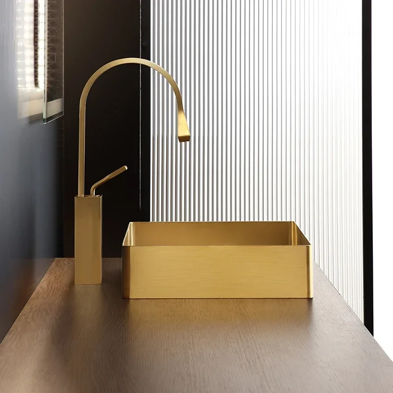 Рисунок 5 - Прямоугольная раковина из нержавеющей стали