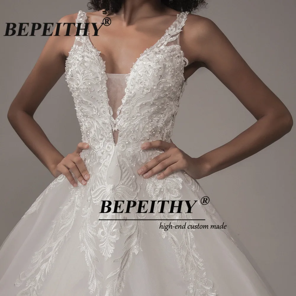 Deep V Neck Lace Wedding Dress For Women Indian Bride Princess Sleeveless Bridal Bouquet Gown wedding dresses