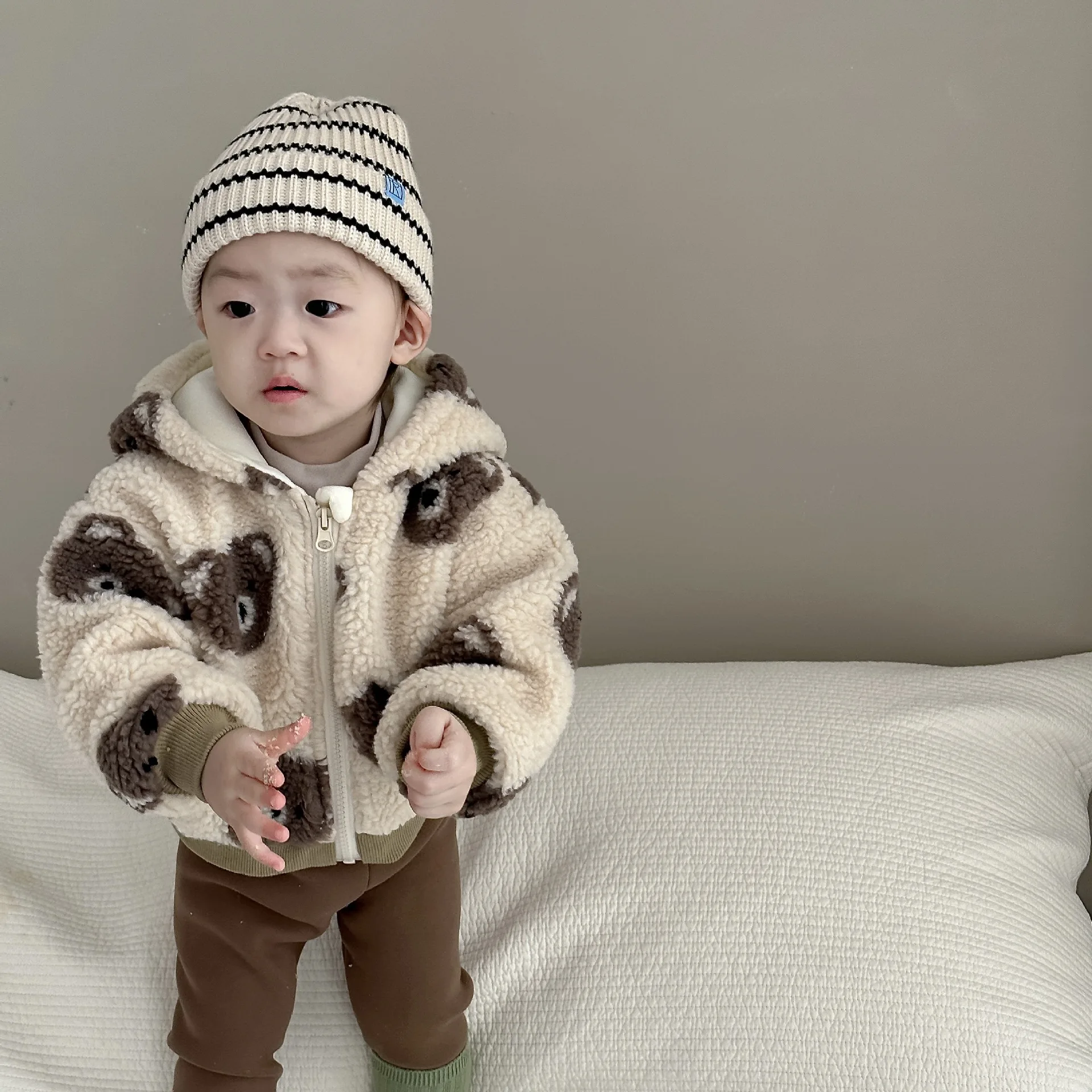 Winter New Baby Cute Bear Print Plush Coat Plus Velvet Thick Infant Boy Girl Warm Hooded Zipper Jacket Toddler Clothes