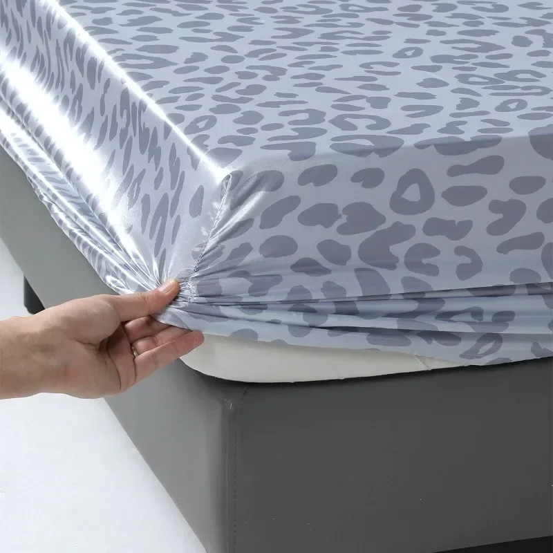 3 Piece Luxury Leopard Print Silky Satin Bed Sheet Set - Super Soft and Smooth Home Bedding for A Blissful Sleep Duvet Cover 3