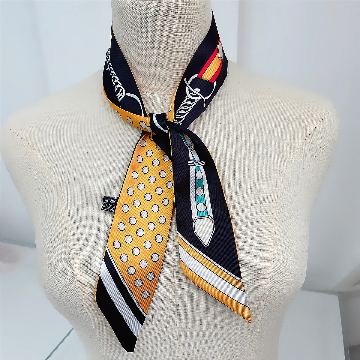2023 neue Gürtel Dot Frauen Schal Luxus Marke Silk Schal Mode Stirnband Foulard Dünne Haar Tasche Schals Design Halstuch – Detail 13