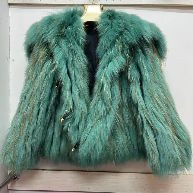 Stay Warm and Stylish with the 2023 Autumn Winter New Real Raccoon Fur Coats for Women