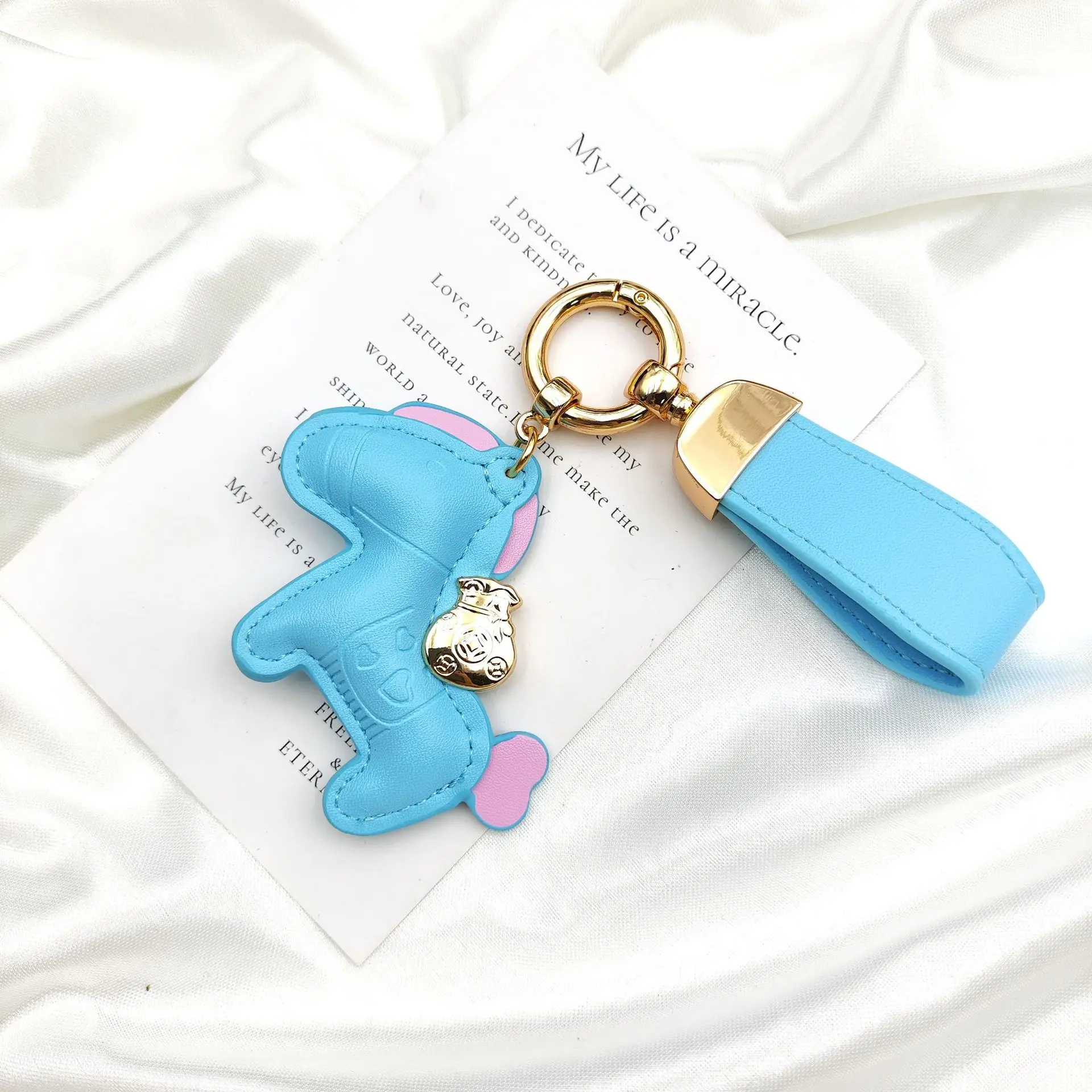 Elegant Leather Cartoon Pony Keychain Pendant, Mini Horse Bag Charm and Stylish Holiday Gift