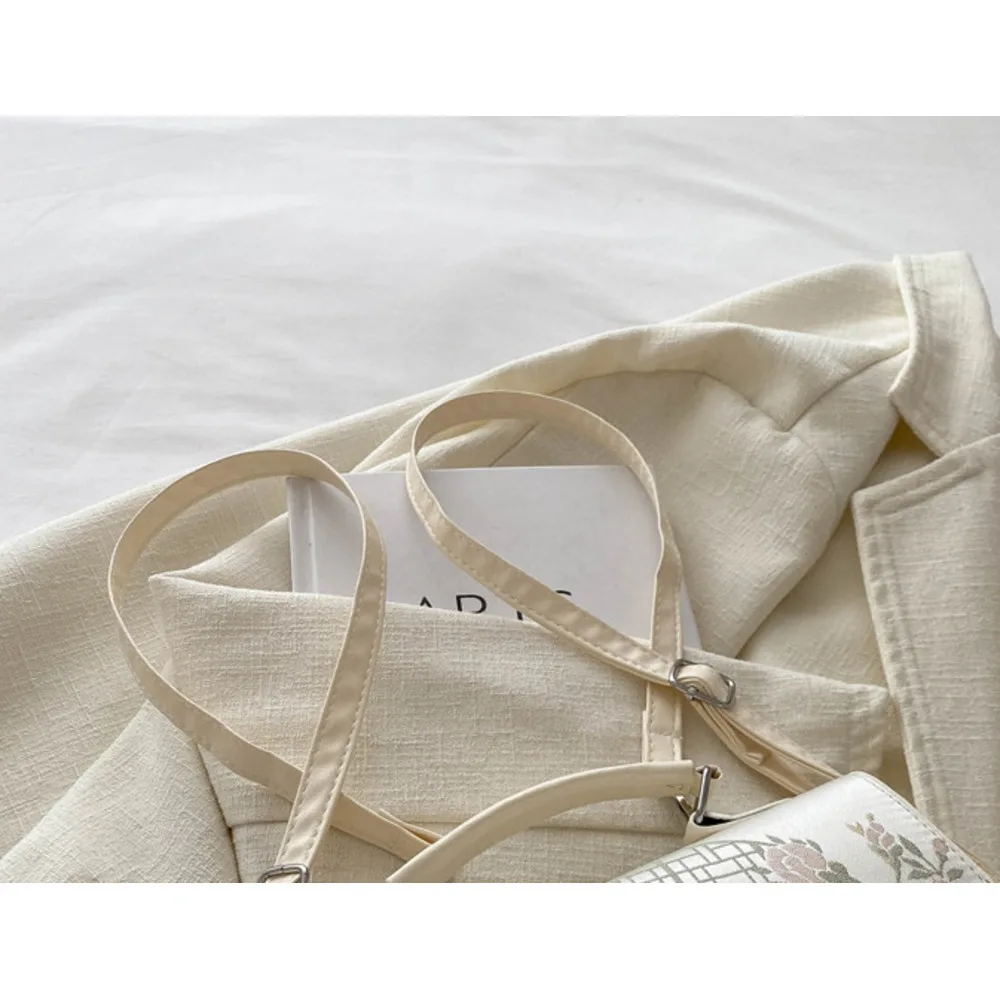 2024 New Style Fashion Design One Shoulder Crossbody Bag with Western Style, Pure Color, Fresh Underarm Texture_voghion.com