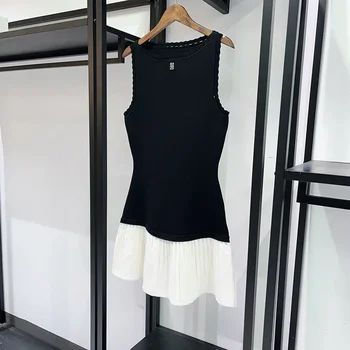 2026 Spring Women Contrast Color Pleated Hem Dress Sleeveless Slim Fit Female Black Slash Neck Tank Robes 1