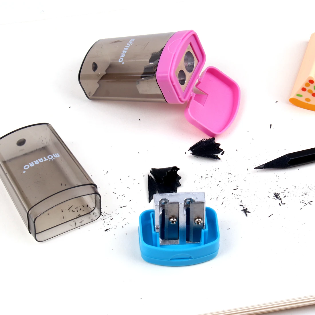 Pencil Sharpener 1Pcs Mini Manual Dual Holes Design Pencil Cutting Tool Class Rewards School Supplies