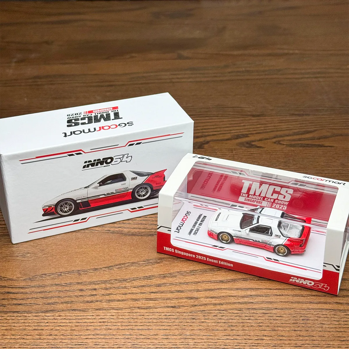INNO 1/64 RX7 FC3S TMCS Singapore 2025 Event Edition модель