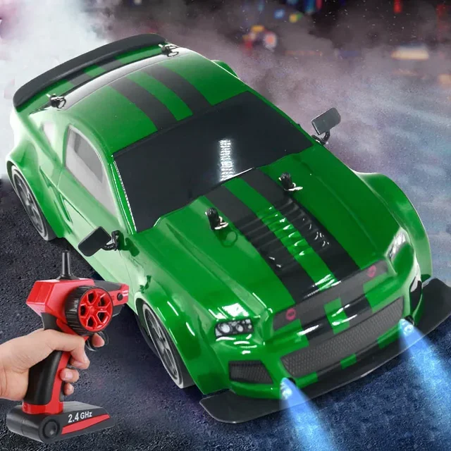 모험과 레이싱에 대한 열정을 불러일으키는 강력하고 내구성 있는 무선 리모컨 전기 레이싱 드리프트 카
