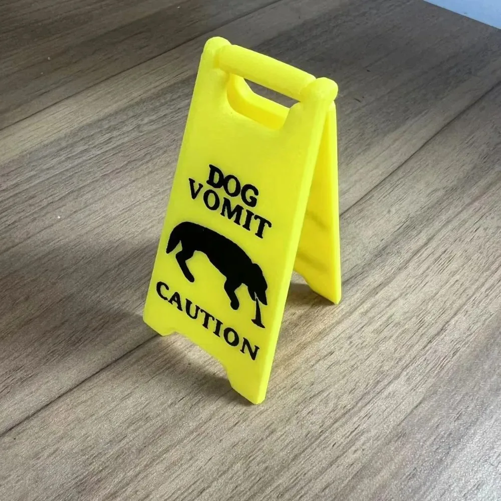 Funny Cat Vomiting Sign, Humorous Garden Decor Warning Plaque, Novelty Pet Lover Gift for Indoor Outdoor Home Decor, Safety