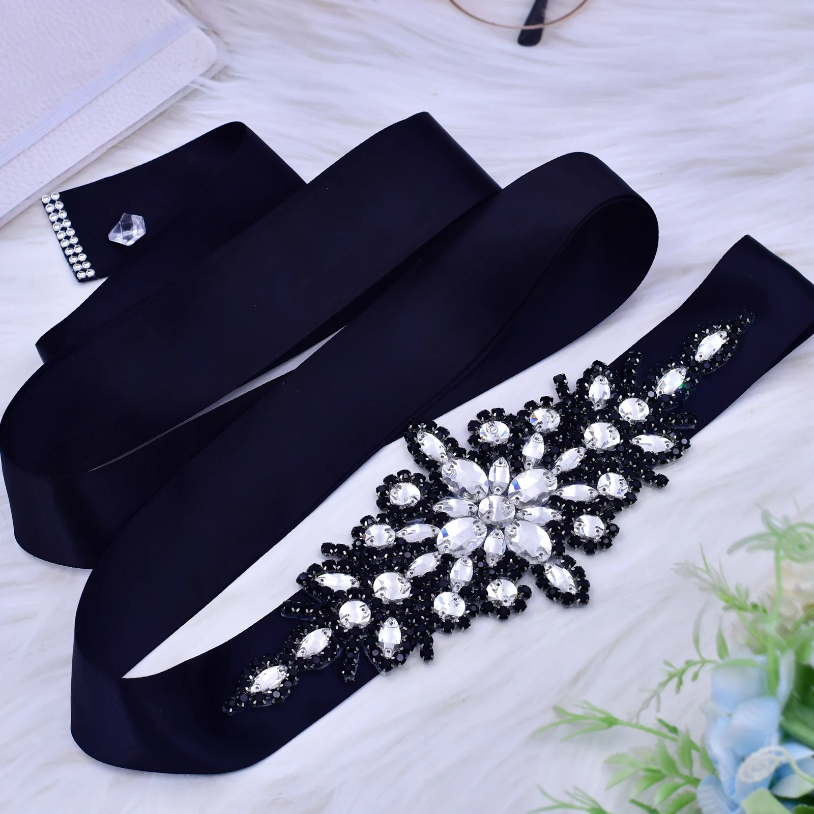 

TOPQUEEN S01B-R Luxury Diamond Sash Wedding Accessories Bridal Belt Women's Party Black Dress Sash Holiday Gift