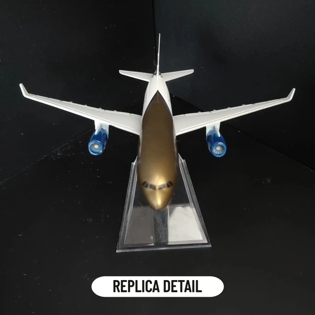 1:400 Scale Metal Aircraft Gulf A330 Airlines Boeing Airplane 3