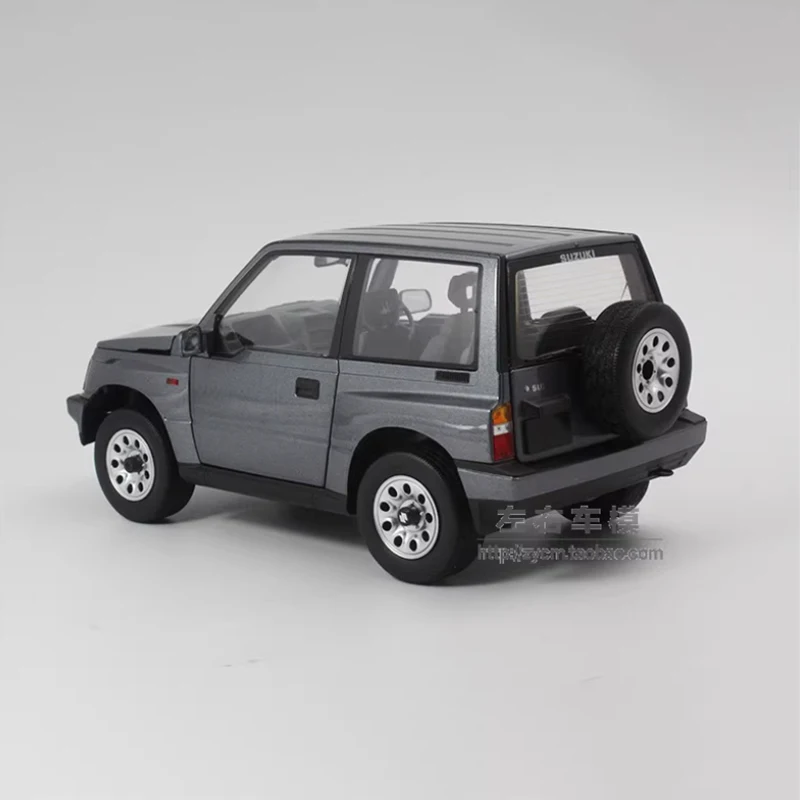 701-018 スズキ 1/18 SUZUKI Vitara ダークグリーン 701-018 スズキ 1/18 SUZUKI Vitara ダークグリーン 701-018 スズキ 1