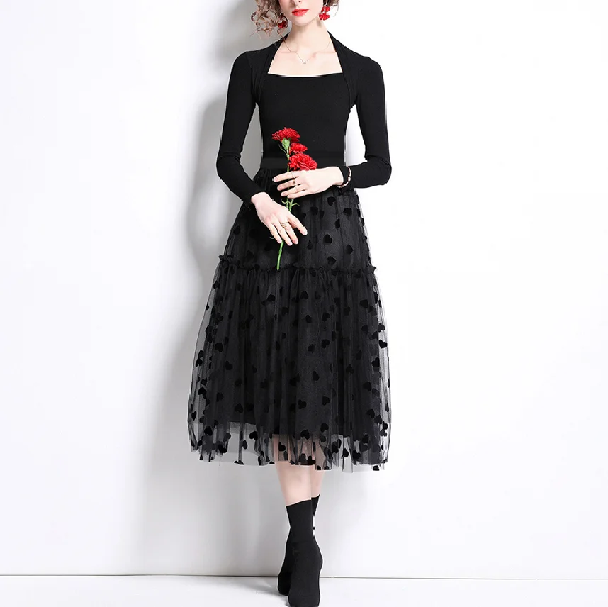 

Part Train Heart Shaped Flocking Mesh Skirt Summer Retro Mid Length Retro TuTu Skirt