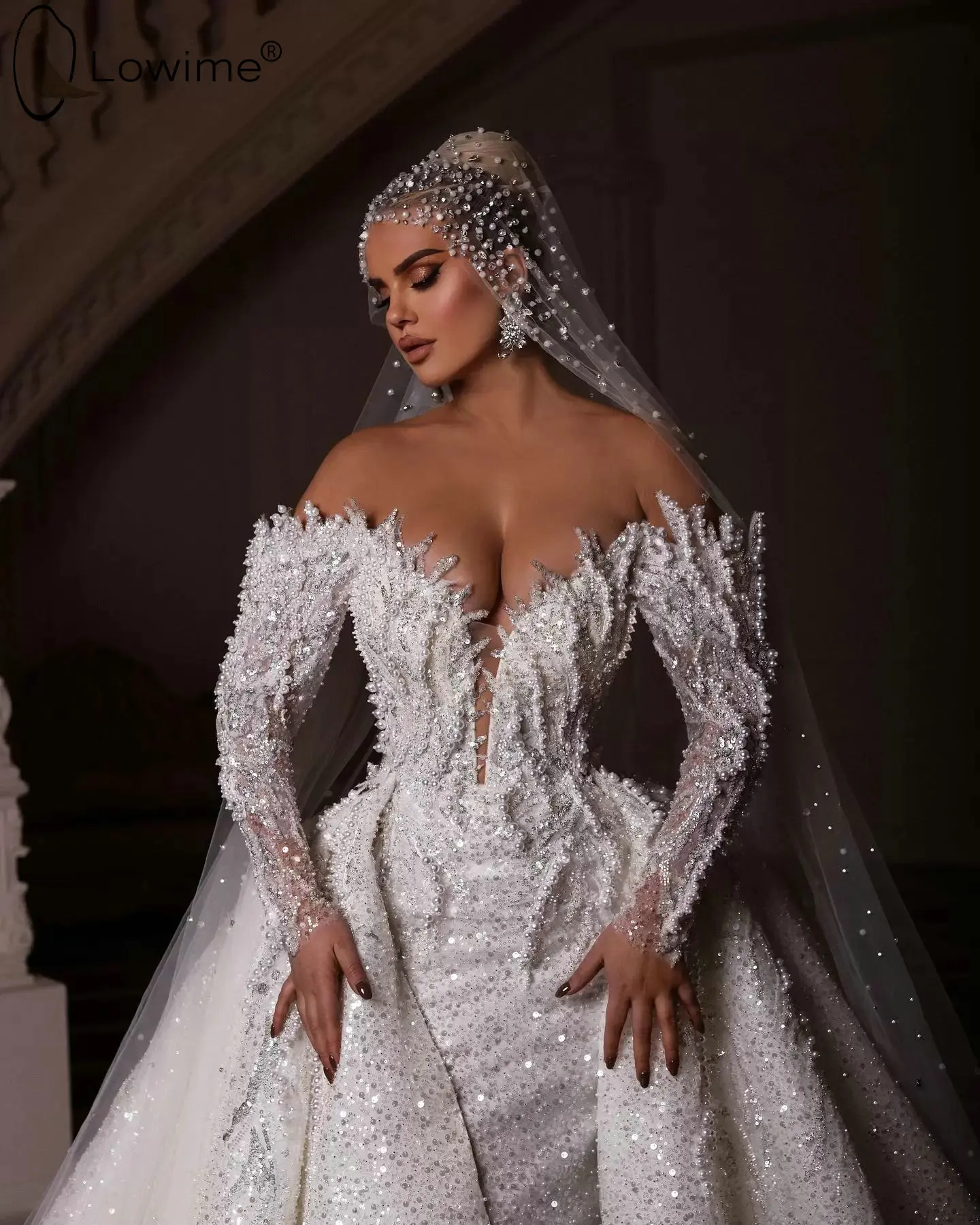 

Gorgeous Pearls Off Shoulder Long Sleeves Mermaid Wedding Dresses With Detachable Train Sparkly Sequined Beaded Bridal Gowns