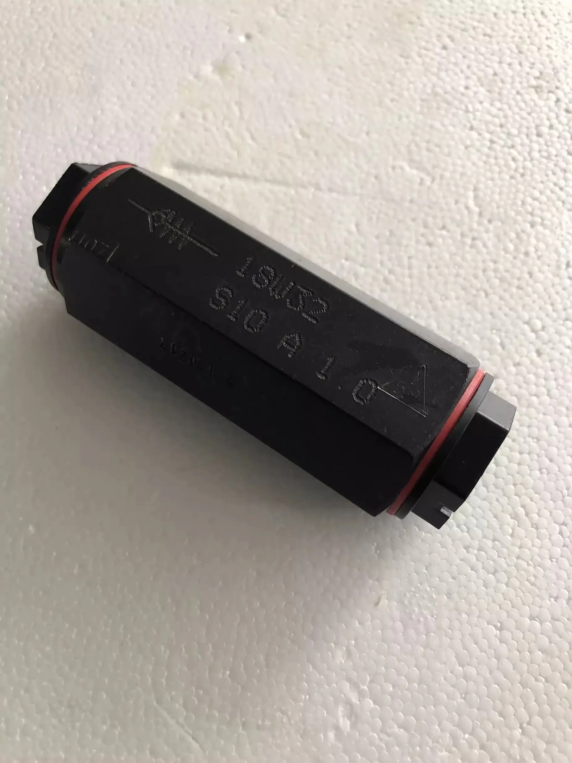 

Трубчатый односторонний клапан Rexroth S10A1.0 R900420531 S30A1.0 R900420519 R901424190 S20A05-10/450J3 R901454065 S15 A05-1X/450J3