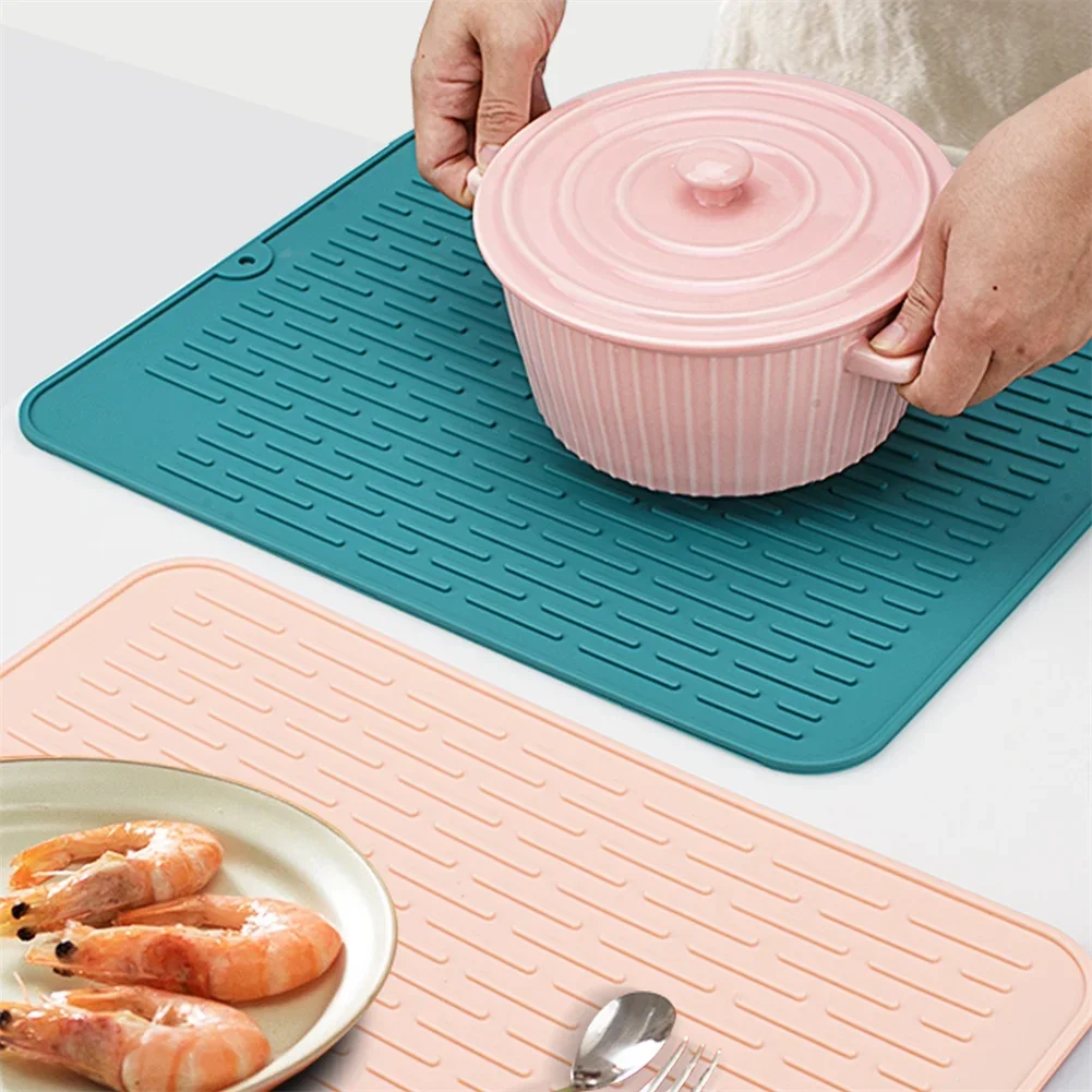 

Silicone Dish Drying Draining Mat Kitchen Tableware Heat Resistant Cup Pot Insulation Pad 40cmx30cm