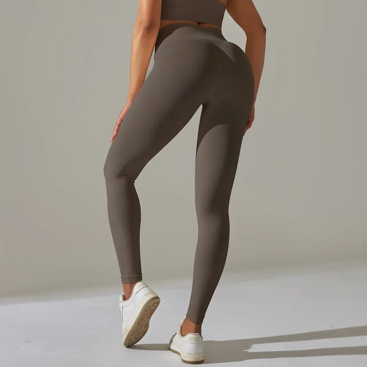 Women's Breathable Yoga Cropped Pants with High Waist and Hip Lifting, Peach Shaped Tight Running and Fitness Pants 5