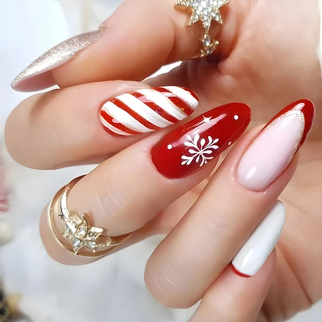 49 Cute Christmas Nails Ideas + Holiday Nail Art Designs for 2023