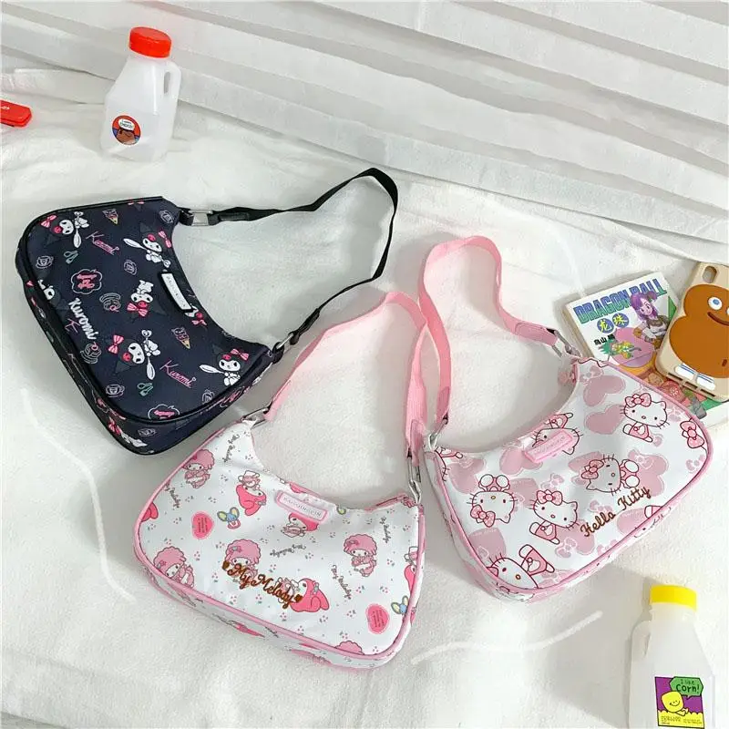 

2023 Cute Melody Kuromi Kitty Cat Pink Girl Underarm Bag Portable Shoulder Bag Sweet Cool Girls Nylon Hobobag for Woman