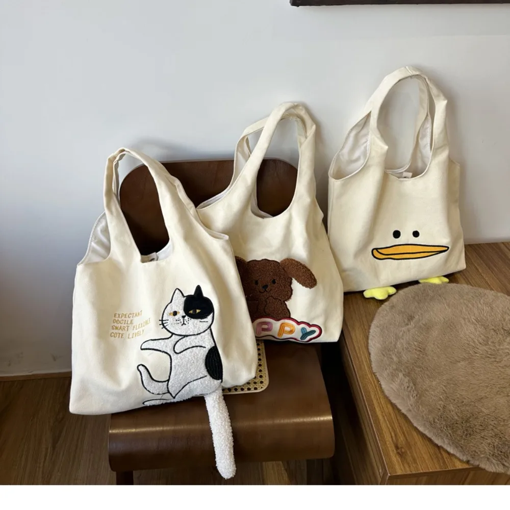 

Large Capacity Canvas Shoulder Bag Portable Schoolbag Snack Plush Doll Bag Makeup Bag Tote Bag Cartoon Handbag Student