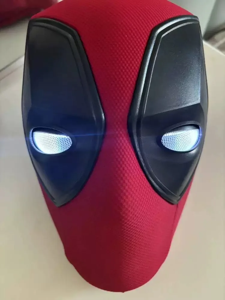 Deadpool Cosplay Electric Headset – Marvel Hero Remote Control Blink Mask