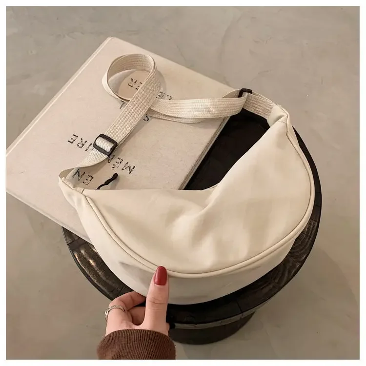 Nylon Dumpling Bag Image 4
