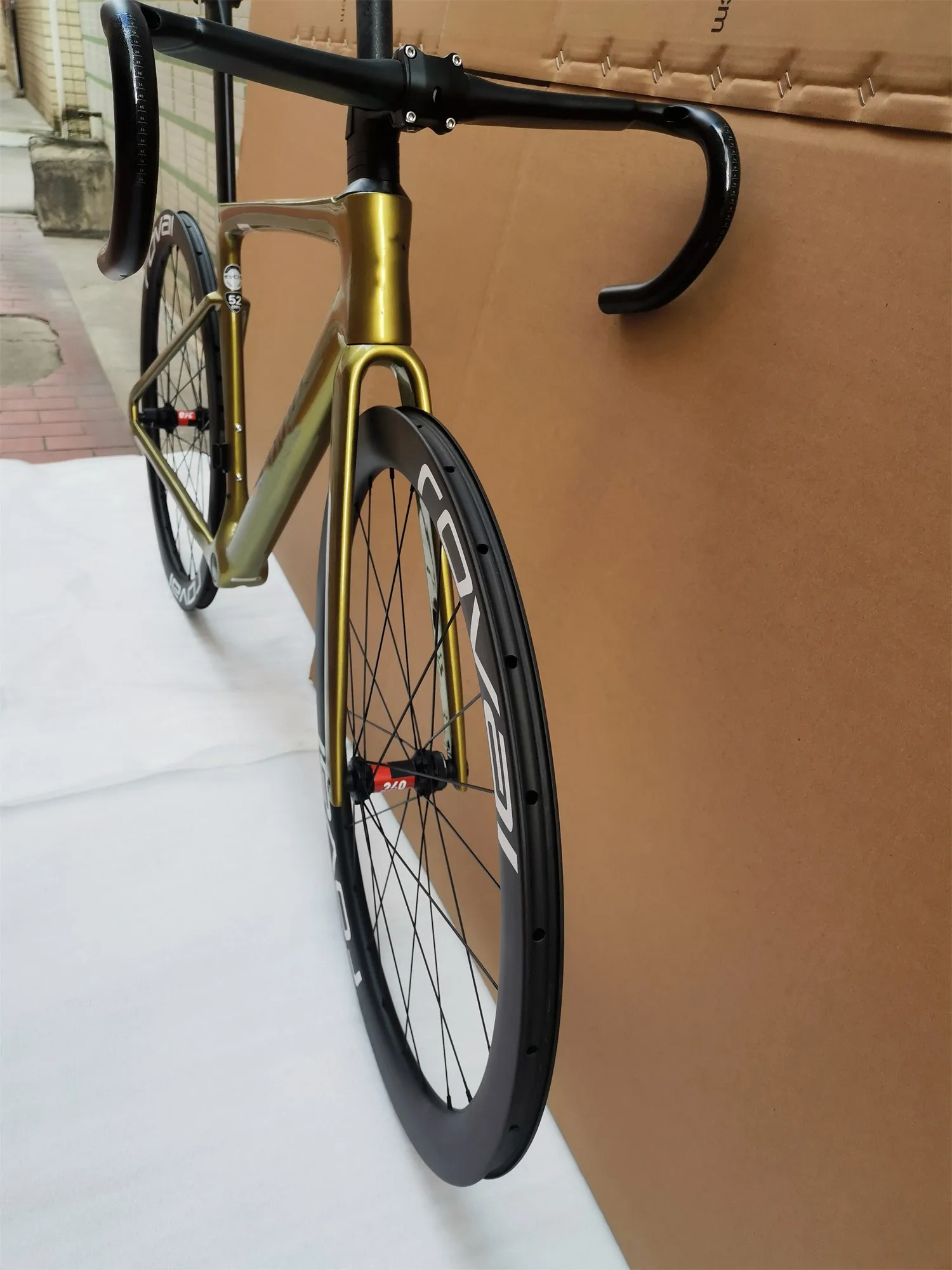 2022 New carbon road bicycle SL7 frameset internal cable routing