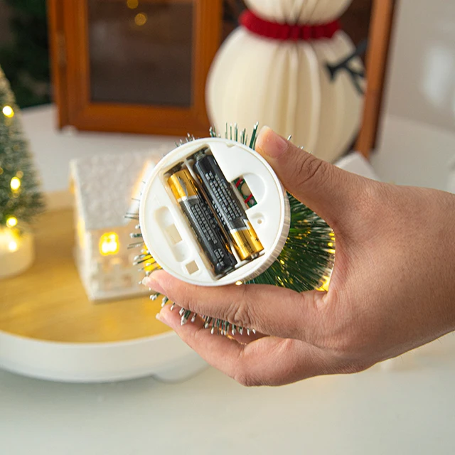 Glowing Ornament 5