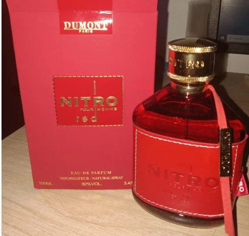 DUMONT NITRO RED men's perfume is a warm and spicy woody fragrance. The red gold package is highly eye-catching, with a strong aura, showing the wild charm of men and lasting fragrance. 4