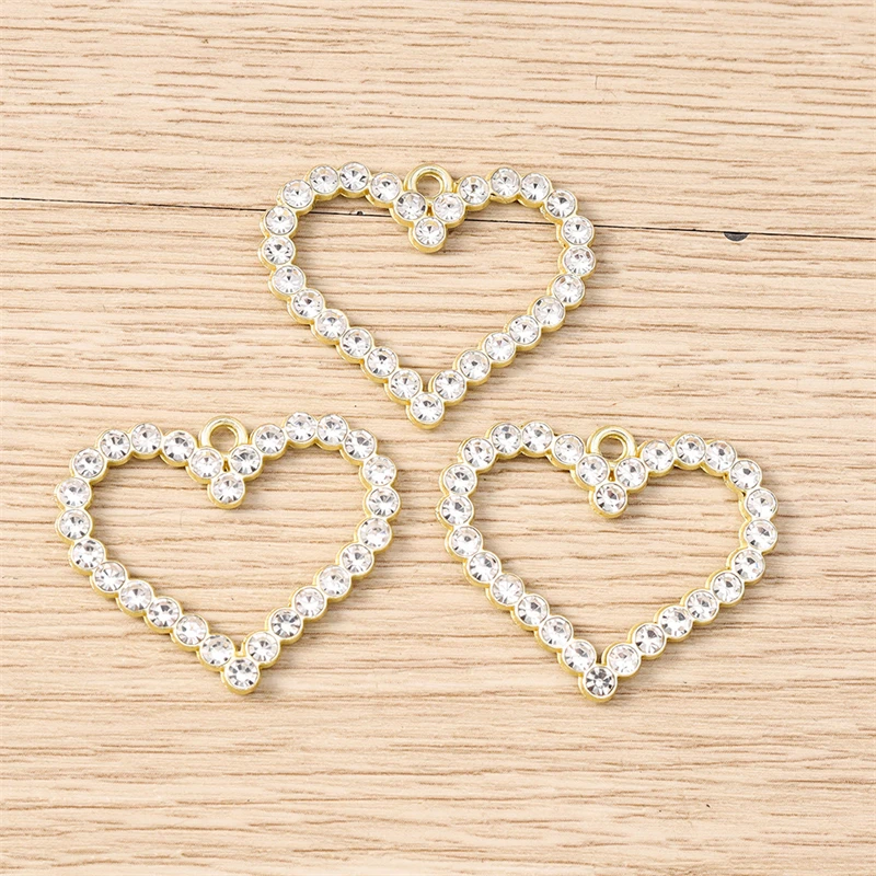 10 Stück 32x26mm Elegante Kristallperlen-Hohle-Herzanhänger für Schmuckherstellung, Ohrringe, Halsketten, DIY-Bastelbedarf