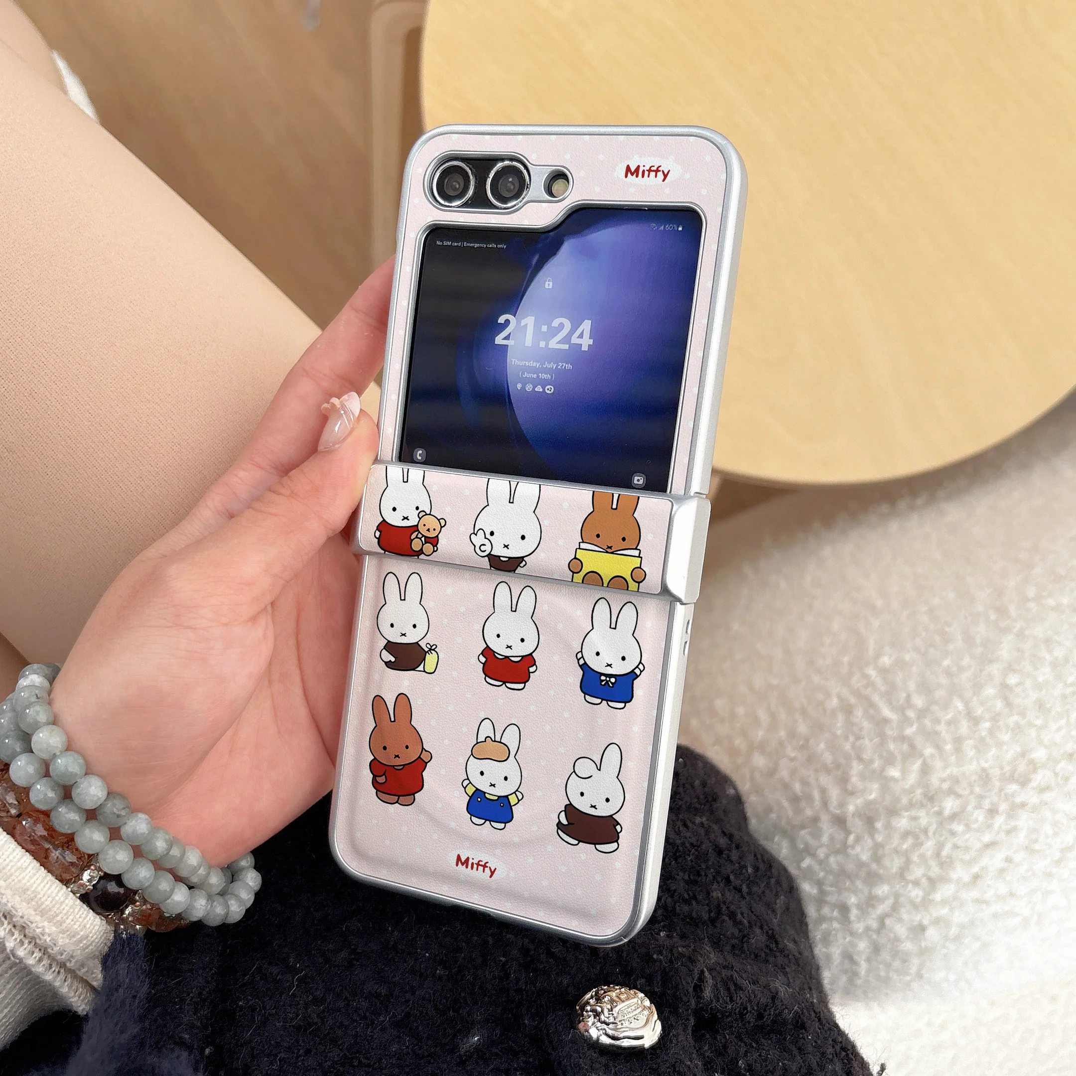 Kawaii Miffy Bunny Family Pink Phone Case - Cute Cartoon Style Shockproof Cover