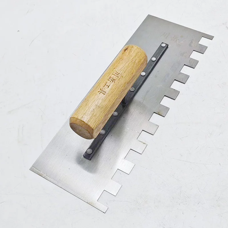 Right side 20mm&times;20mm Square teeth Putty knife Serrated Trowel Wooden Handle Carbon steel blade construction tools