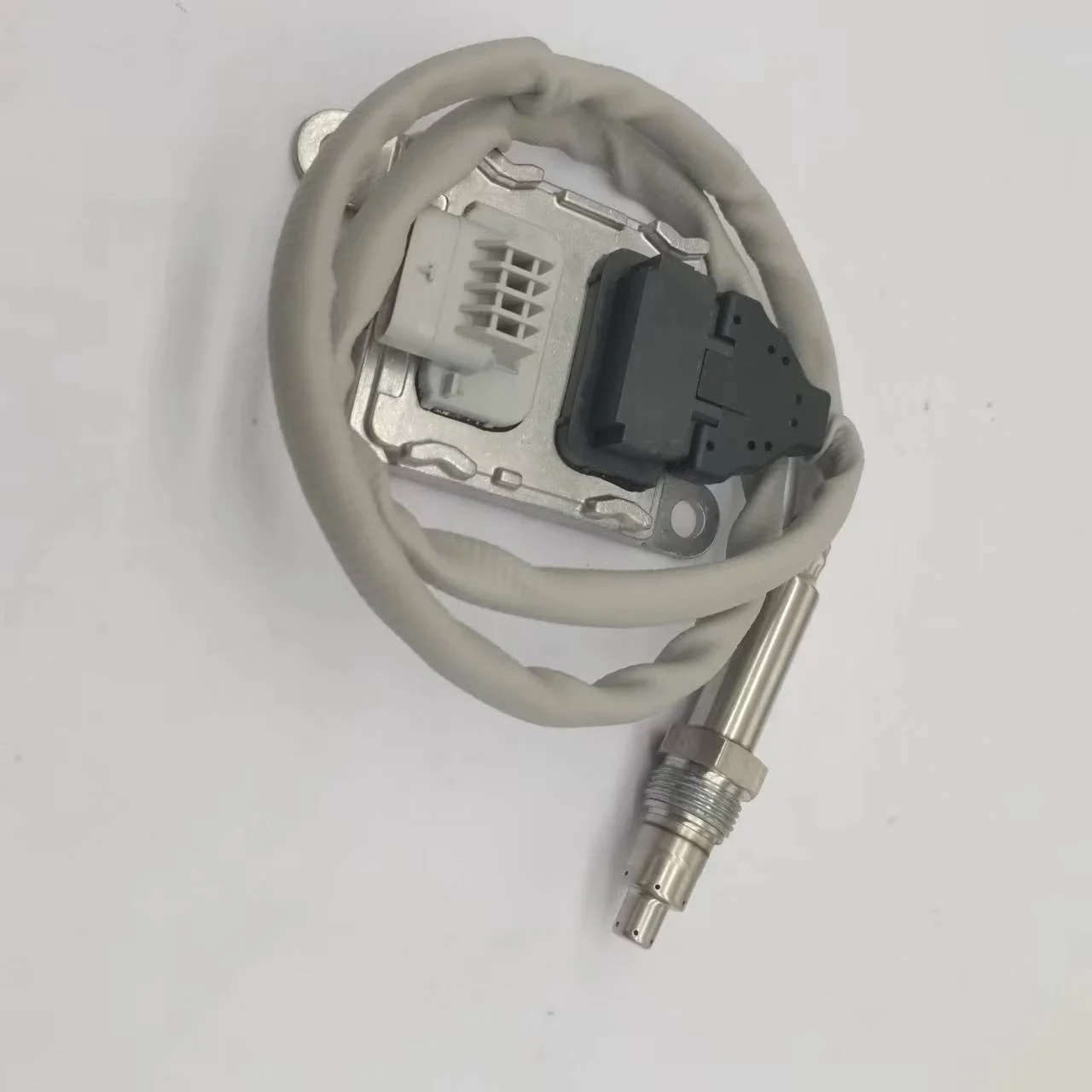 High quality New 9821121180 Nitrogen Nox Sensor For Citroen C3 C4 C5 DS3 DS4 DS5 Berlingo Peugeot 208 301 308 508 2008 3008 5008