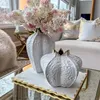 Extremely simple style creative hammer pattern decoration, high-end platinum color matching, light luxury ceramic vase, living r 1