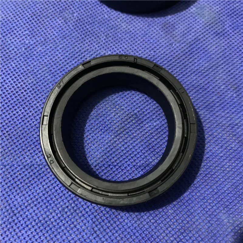 Motorcycle Accessories Front Shock Absorber Oil Seal Dust Cover for Suzuki American Prince GZ125HS/Kuyue GZ150-A