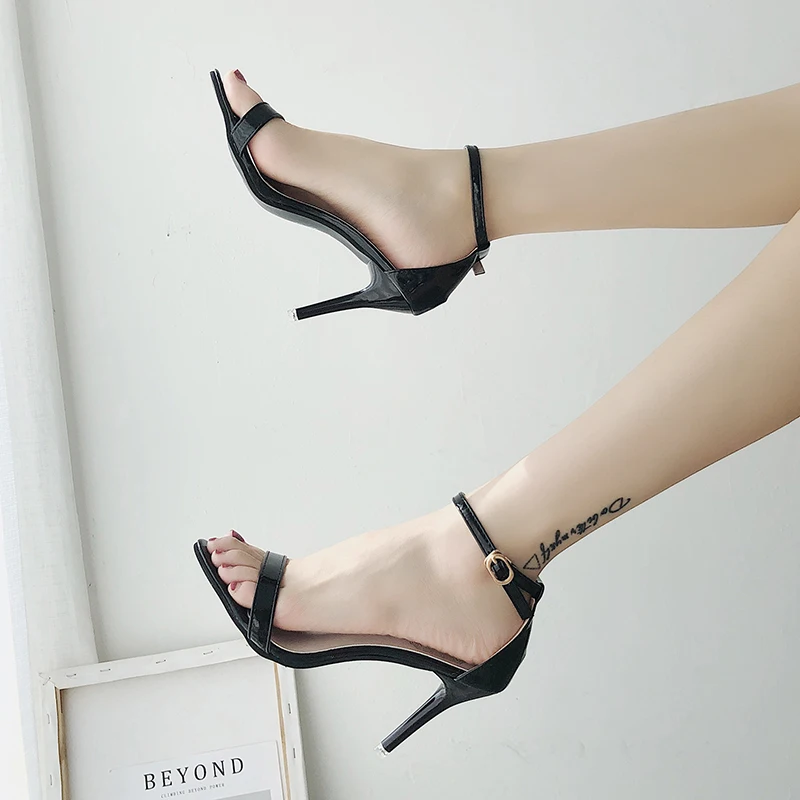 Elegantes High Heels Nylons Fotos