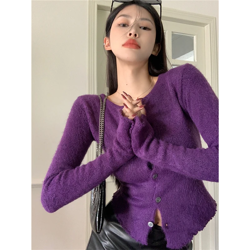 뜨개질 한 개의 수제 크로셰로 만든 과일과 땅콩으로 장식된 귀여운 토끼 꽃 액세서리, 완성된 니트로 만든 걸이식 장식, 바느질에 사용할 수 있는 DIY 재료 1개 9 가을과 겨울 2023 새로운 복고풍 기질 허리 포옹 슬리밍 니트 스웨터 카디건 다재다능한 슬림 핏 긴팔 탑 여성