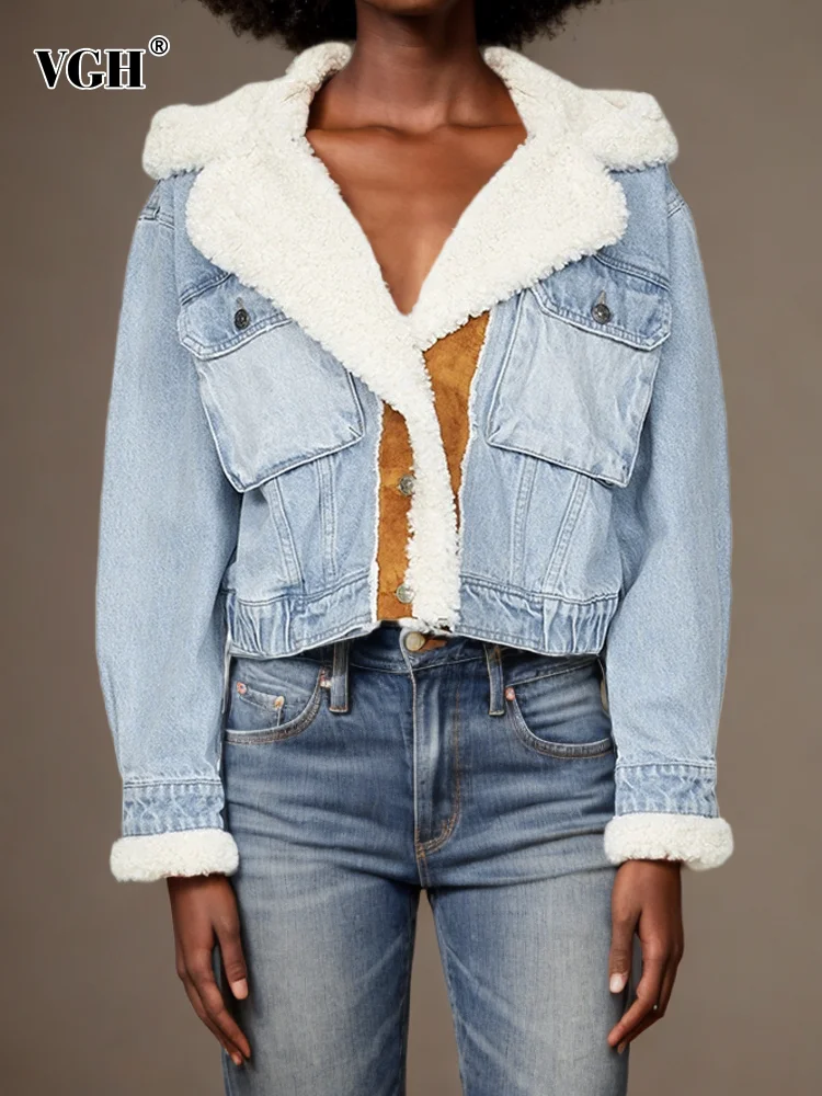 

Женское короткое пальто из овечьей шерсти, с капюшоном, на пуговицах