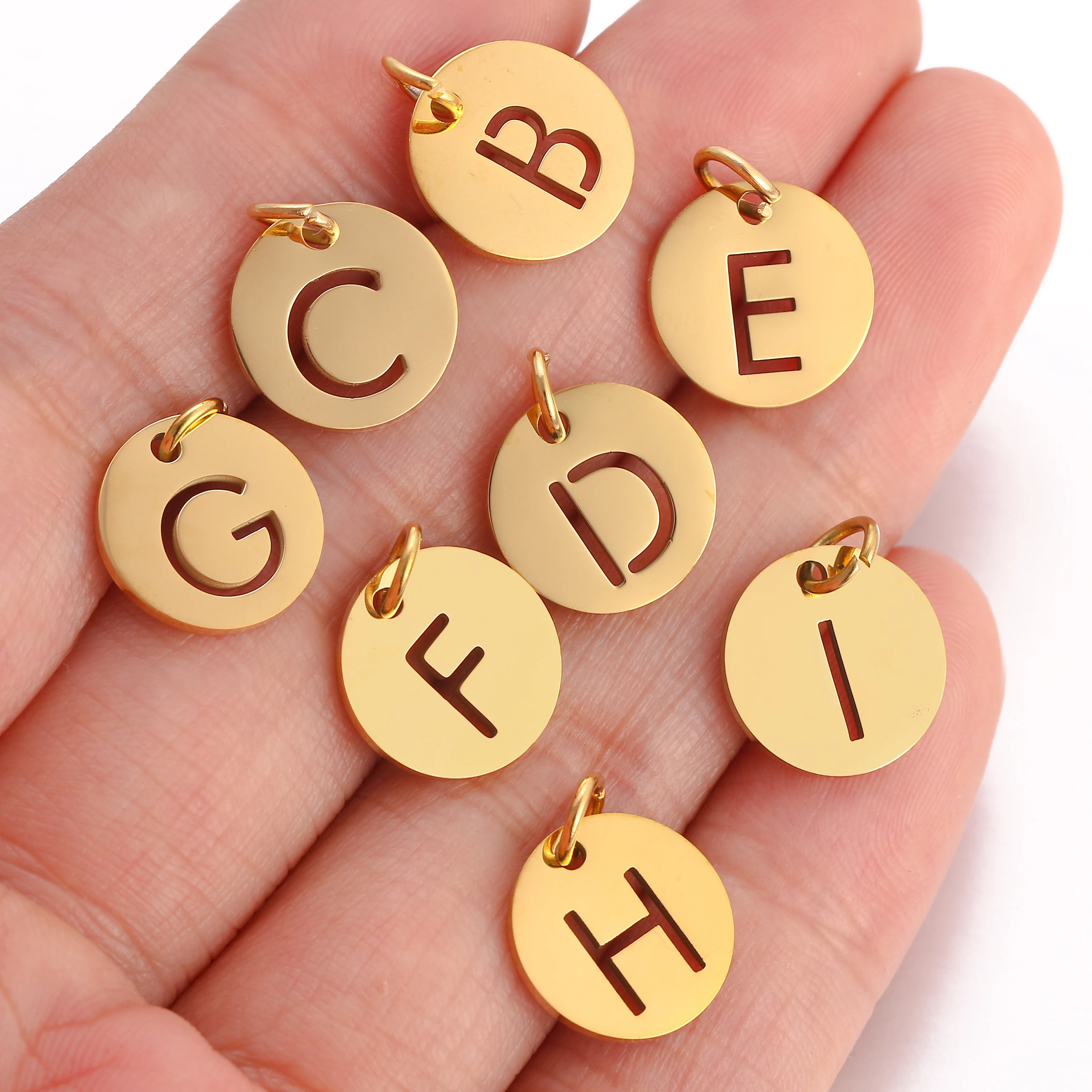 5 Teile/los Initial Charm Edelstahl Englith Buchstaben Anhänger A-Z Alphabet Charms für Handgemachte Armband Ohrringe Schmuck Machen