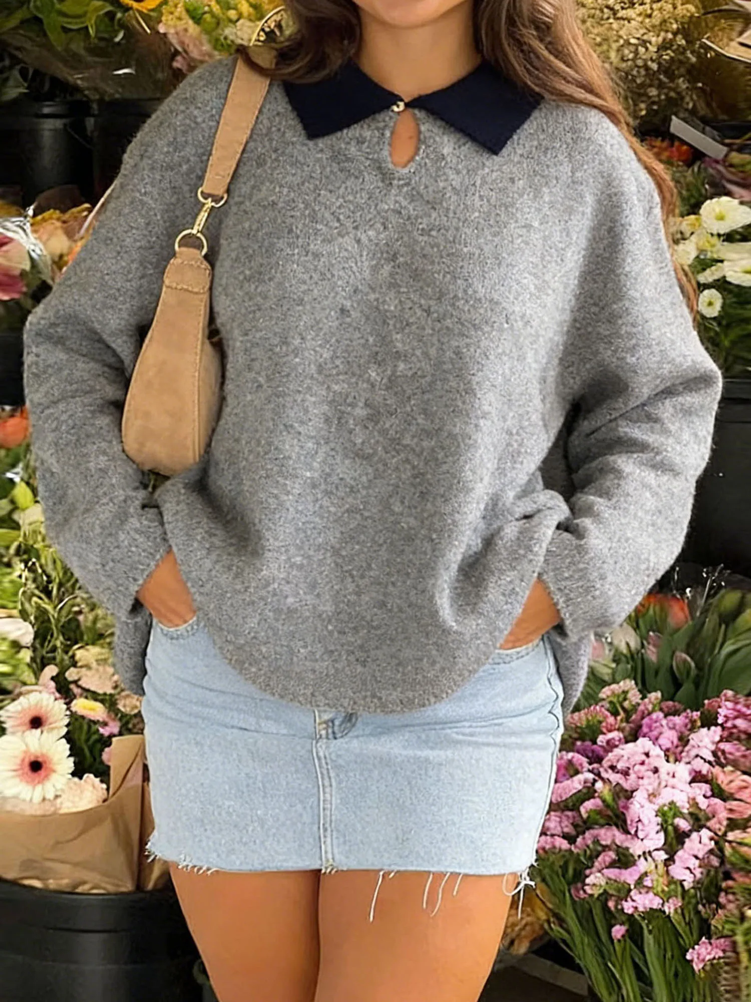 Ladies Stylish Two-Tone Sweaters with Collar Long Sleeves and Loose Fit - Trendy Knit Tops for Autumn Wardrobe Essentials