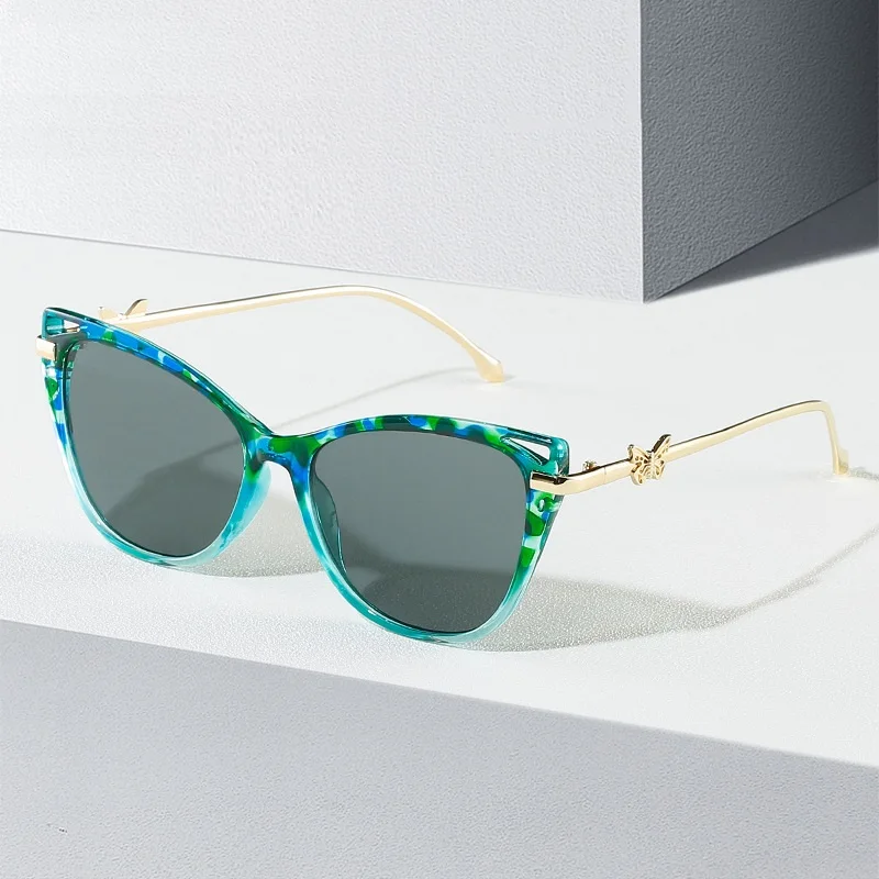 Personality Women Sunglasses with Cat Eyeglasses Sexy Design Butterfly Decorate Metallic Materials Frame Multiple Colors |