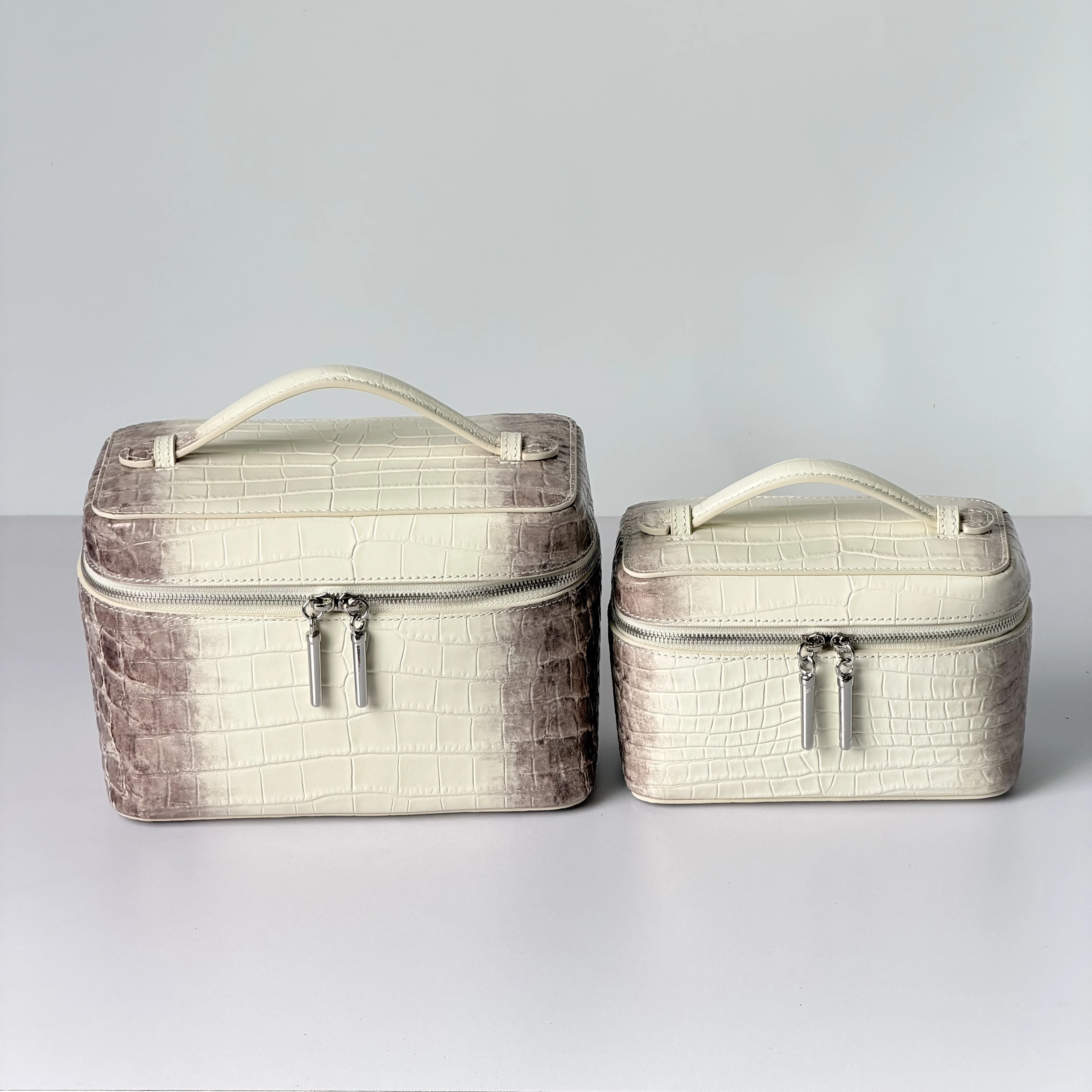 Himalayan Cowhide Crocodile Pattern Vanity Case Bag New Large Capacity Jewelry Storage Bag Genuine Leather Portable Makeup Bag 2